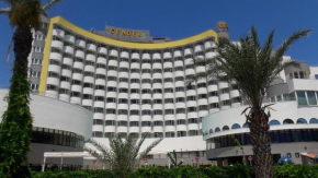 Отель Cender Hotel  Анталья